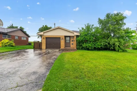 495 8TH Street Chicago Heights IL 60411