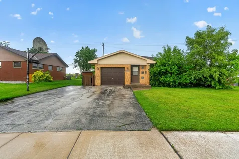 495 8TH Street Chicago Heights IL 60411