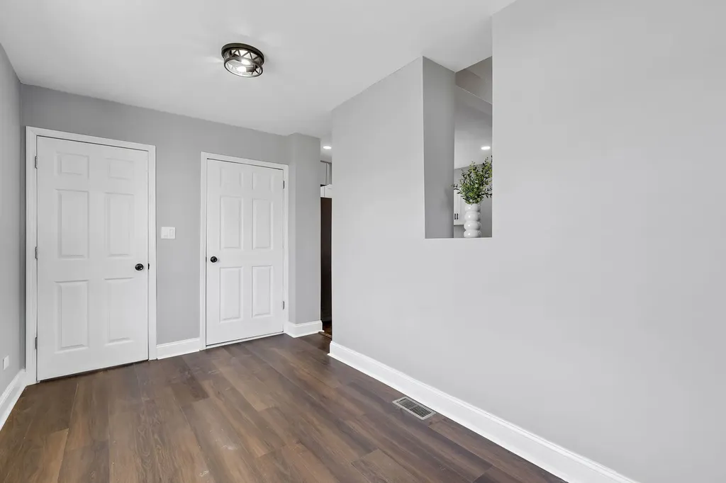 5068 West Congress Parkway Chicago IL 60644