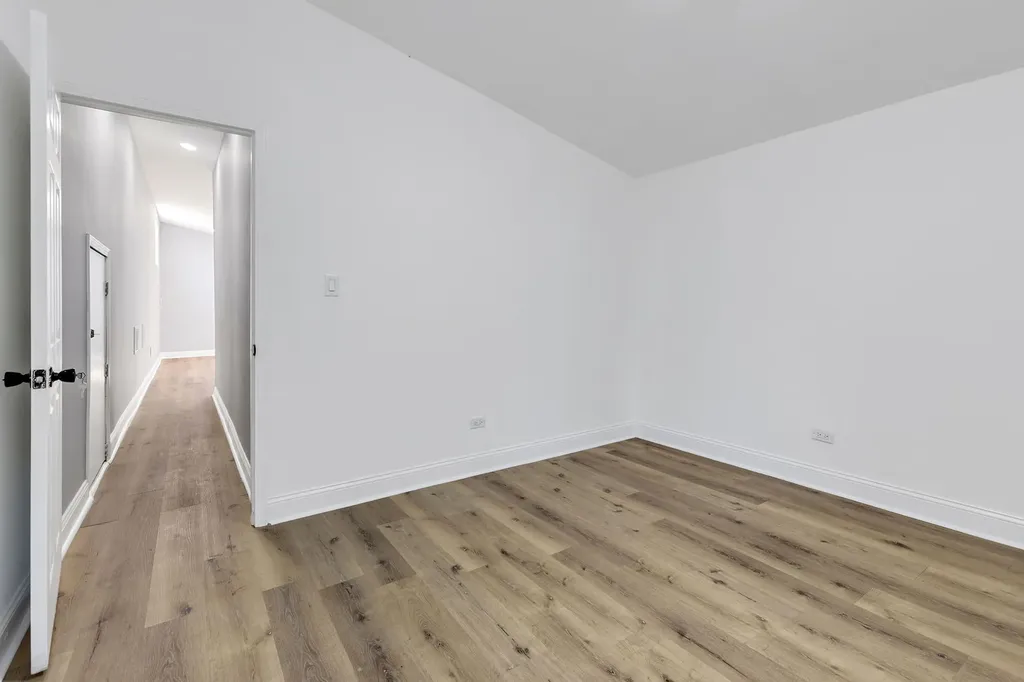 5068 West Congress Parkway Chicago IL 60644