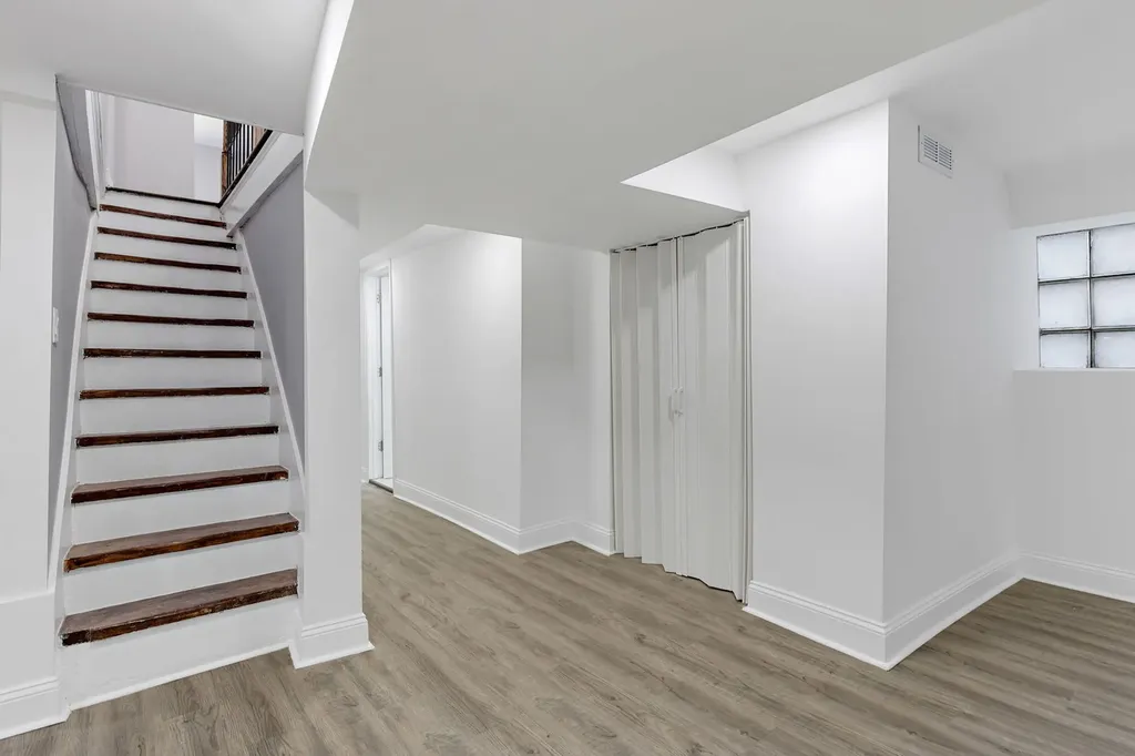 5068 West Congress Parkway Chicago IL 60644