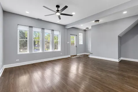 5068 West Congress Parkway Chicago IL 60644