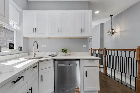 5068 West Congress Parkway Chicago IL 60644