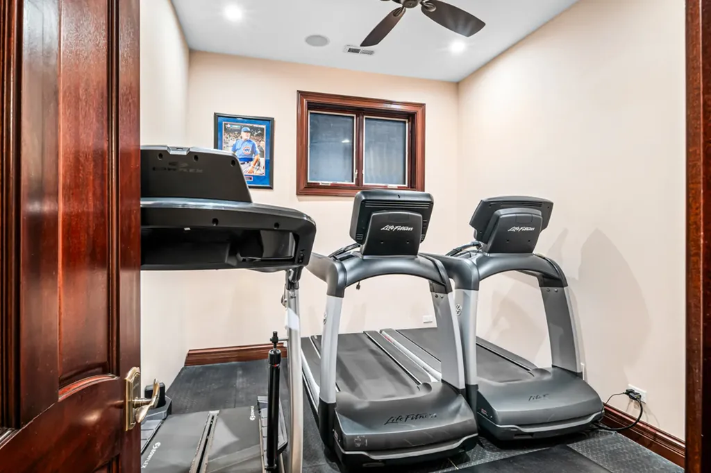 1220 North Damen Avenue Chicago IL 60622