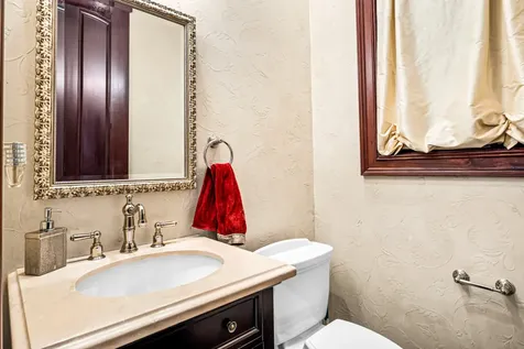 1220 North Damen Avenue Chicago IL 60622