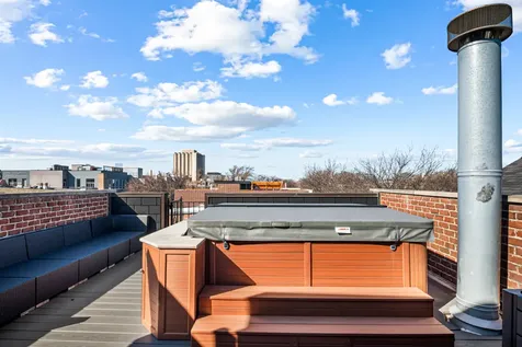 1220 North Damen Avenue Chicago IL 60622