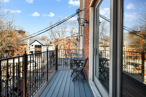 1220 North Damen Avenue Chicago IL 60622