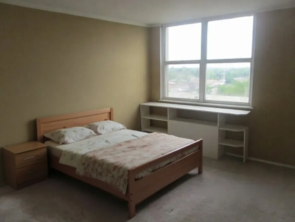 4300 West Ford City Drive Chicago IL 60652