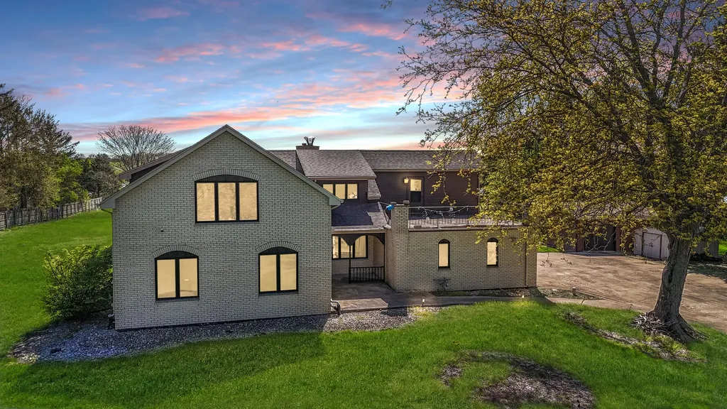 3321 East Reichert Drive Crete IL 60417