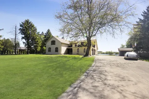3321 East Reichert Drive Crete IL 60417