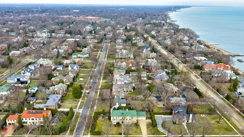 123 Oxford Road Kenilworth IL 60043
