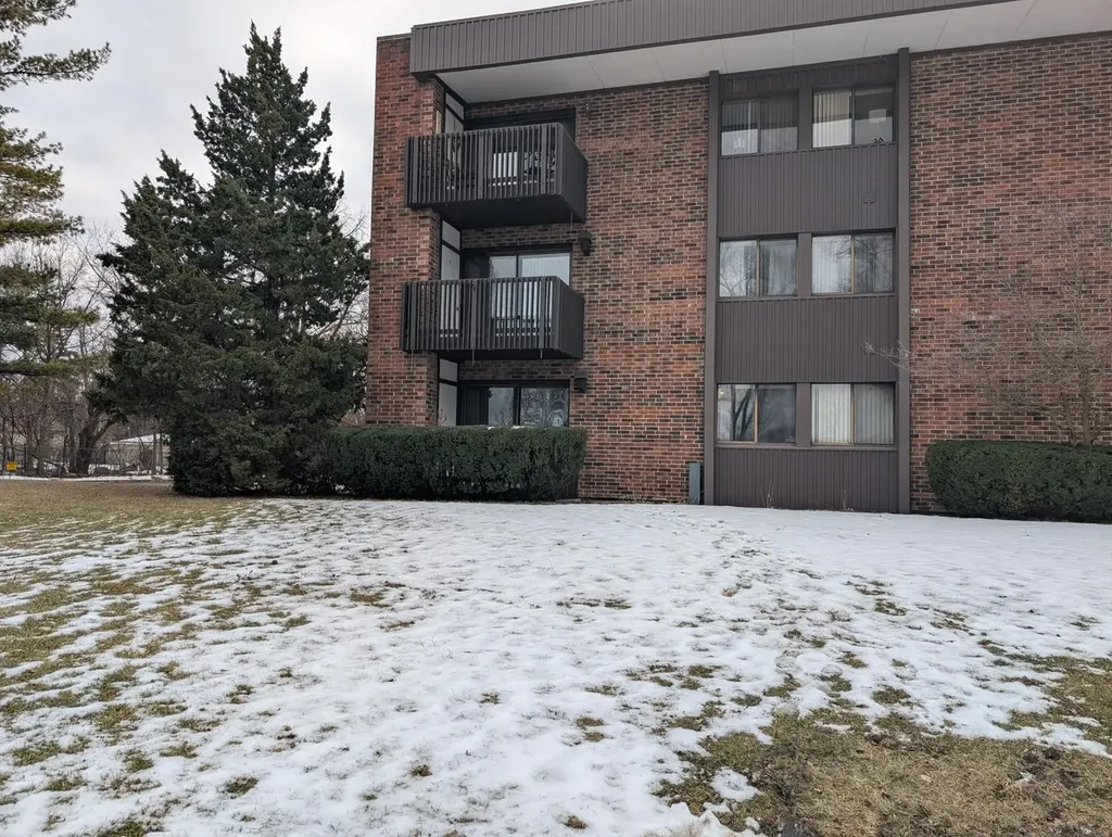 1424 Woodbridge Road Joliet IL 60436