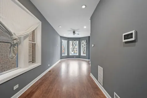 7214 South Saint Lawrence Avenue Chicago IL 60619