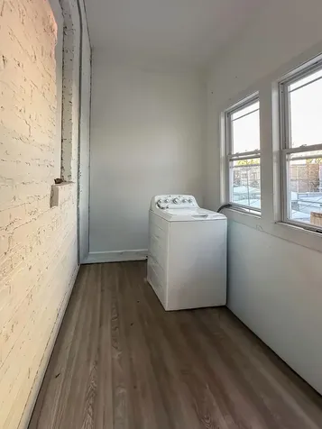 7214 South Saint Lawrence Avenue Chicago IL 60619