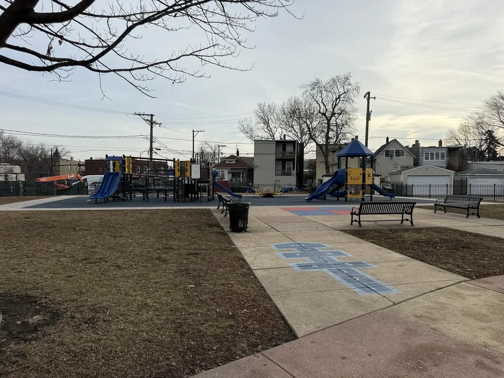 4319 West Potomac Avenue Chicago IL 60651