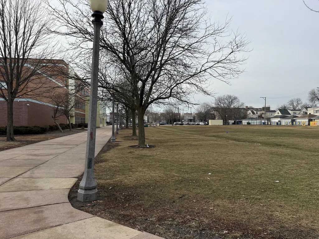 4319 West Potomac Avenue Chicago IL 60651