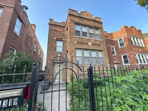 4319 West Potomac Avenue Chicago IL 60651