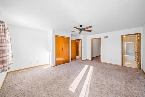 421 E Church Street Sandwich IL 60548