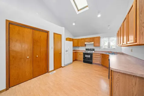 421 E Church Street Sandwich IL 60548