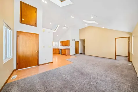 421 E Church Street Sandwich IL 60548