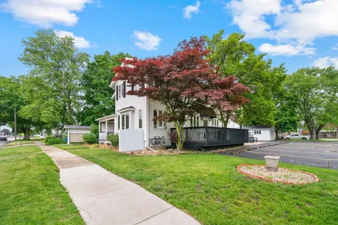 421 E Church Street Sandwich IL 60548