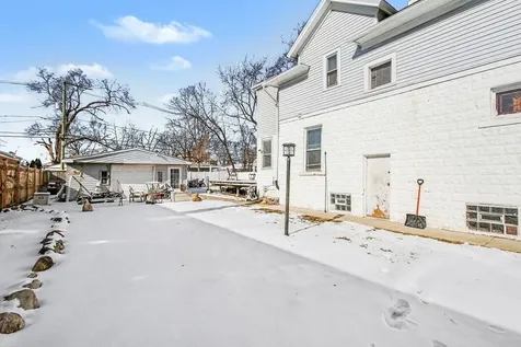 15524 Ashland Avenue Harvey IL 60426