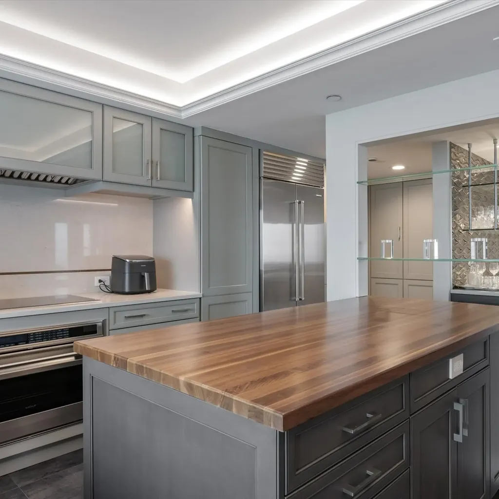 132 East Delaware Place Chicago IL 60611