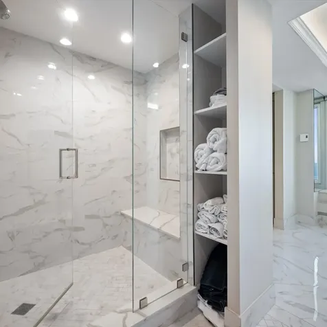 132 East Delaware Place Chicago IL 60611