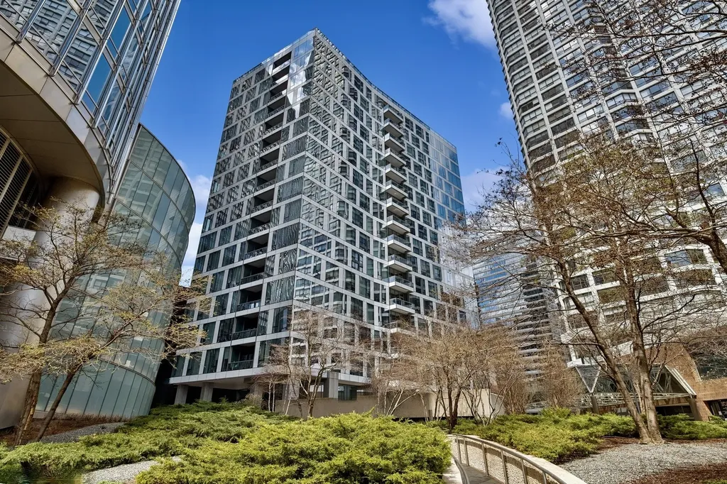 403 North Wabash Avenue Chicago IL 60611