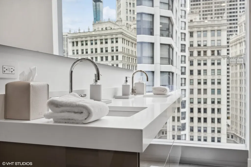 403 North Wabash Avenue Chicago IL 60611