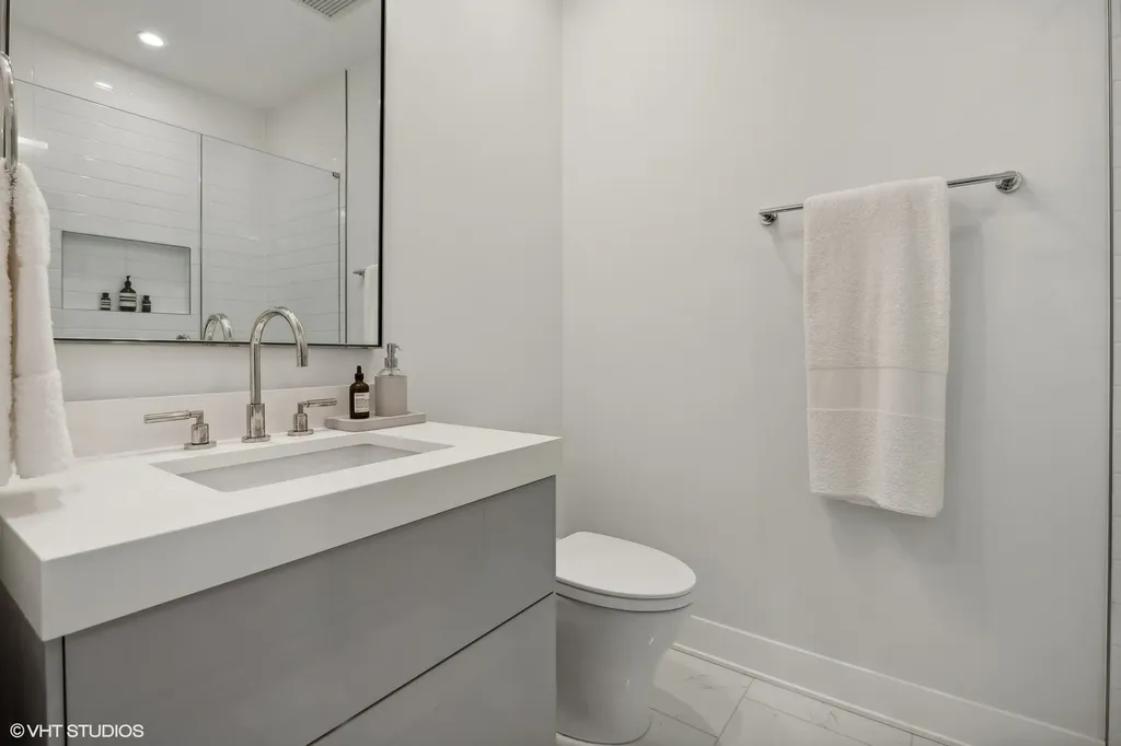 403 North Wabash Avenue Chicago IL 60611