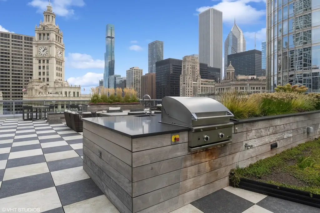 403 North Wabash Avenue Chicago IL 60611