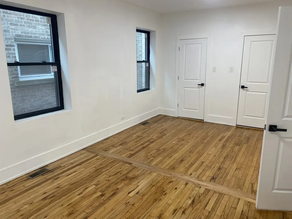 6336 South Eberhart Avenue Chicago IL 60637