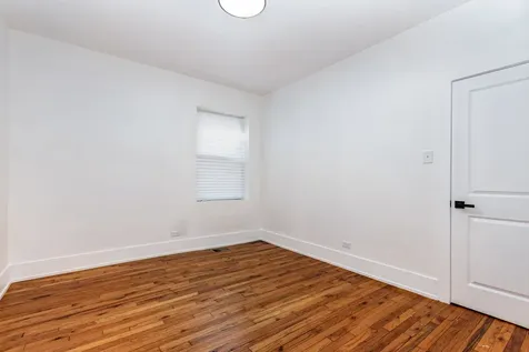 6336 South Eberhart Avenue Chicago IL 60637
