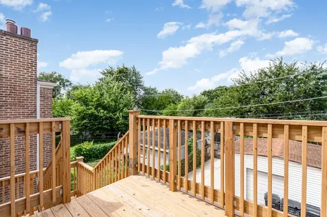 6336 South Eberhart Avenue Chicago IL 60637