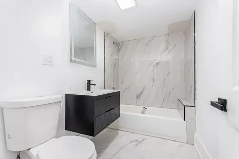 6336 South Eberhart Avenue Chicago IL 60637
