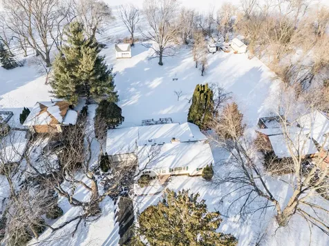 178 Brookhill Road Libertyville IL 60048