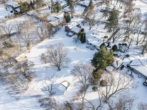 178 Brookhill Road Libertyville IL 60048