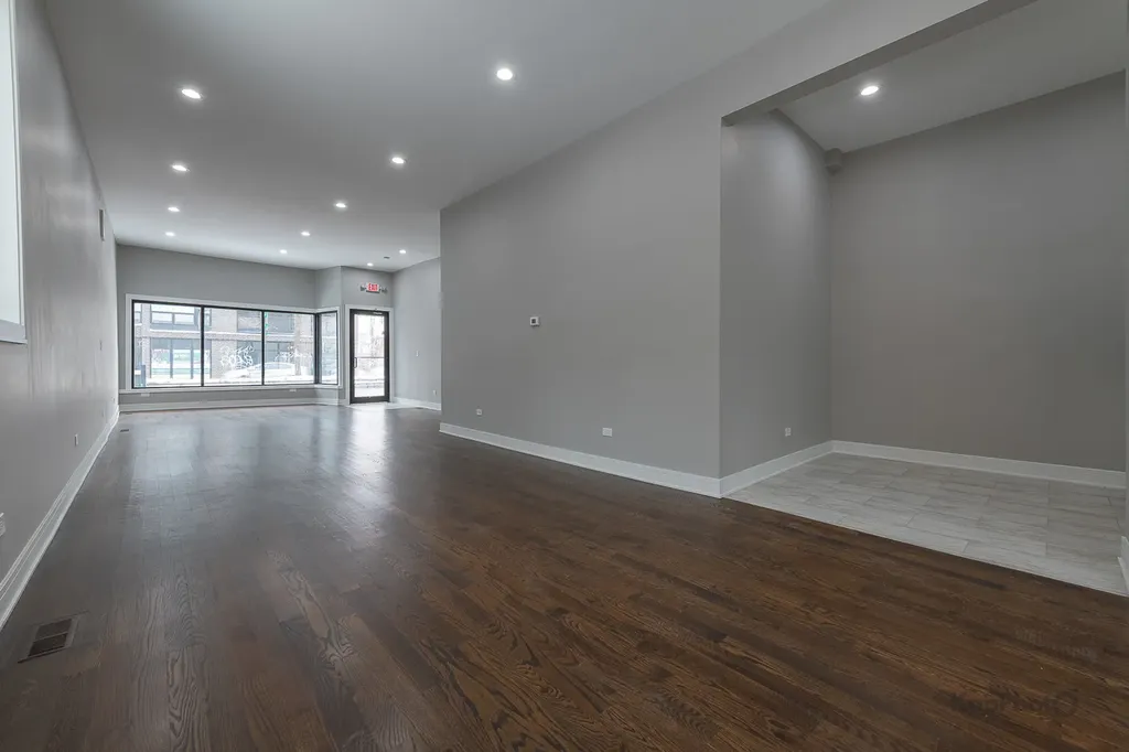 3044 West Irving Park Road Chicago IL 60618