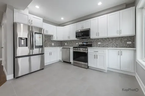 3044 West Irving Park Road Chicago IL 60618
