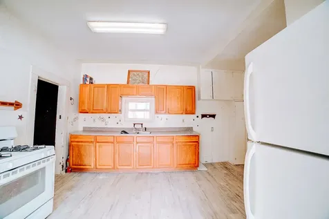 312 North 4th Street Watseka IL 60970