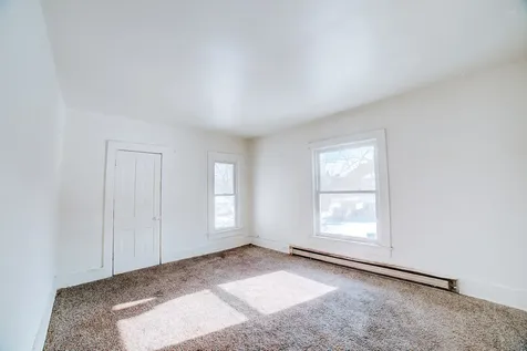 312 North 4th Street Watseka IL 60970