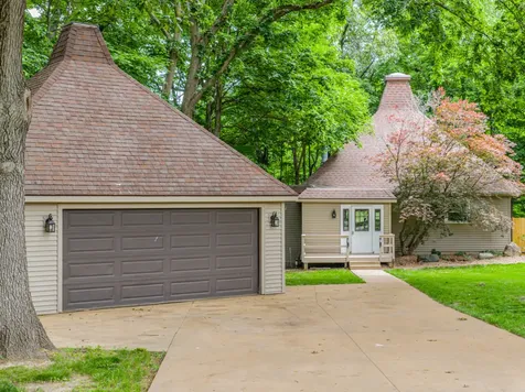 2445 Ridgefield Road Princeton IL 61356