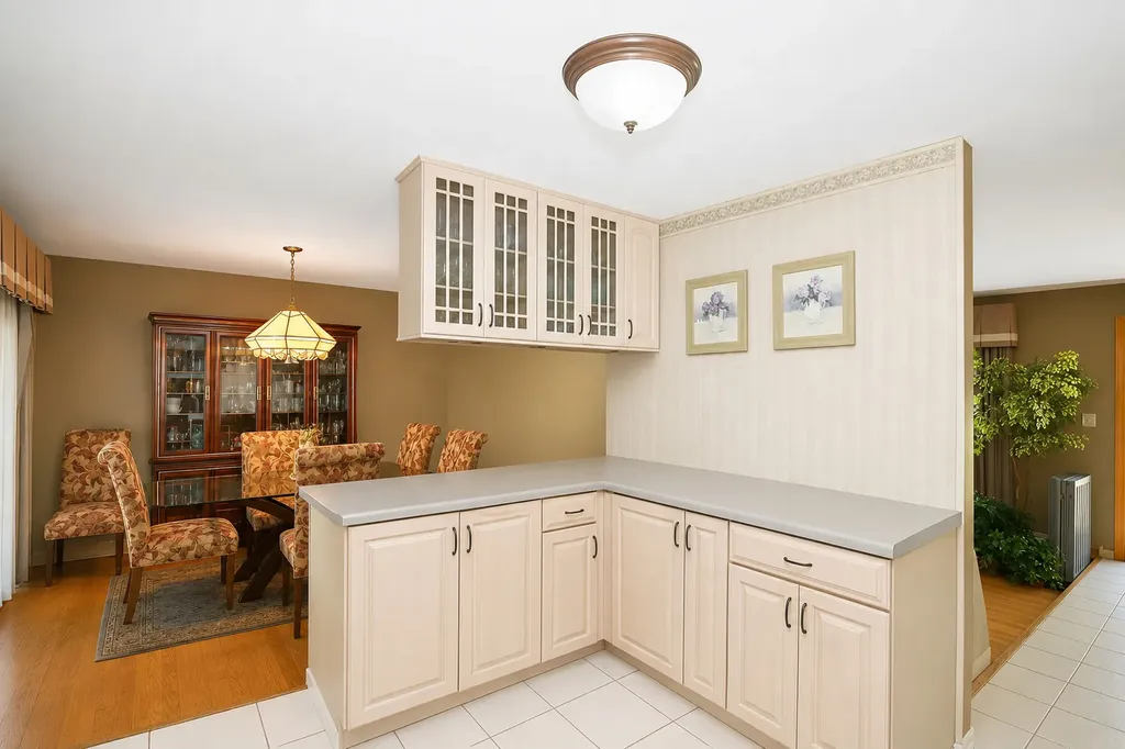 917 West Army Trail Boulevard Addison IL 60101