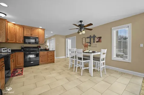 32 Largemouth Lane Wilmington IL 60481