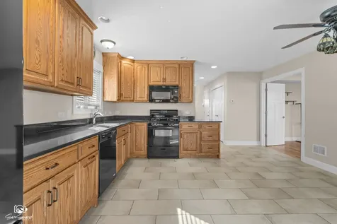 32 Largemouth Lane Wilmington IL 60481