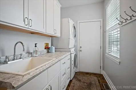 3114 Larrabee Drive Geneva IL 60134