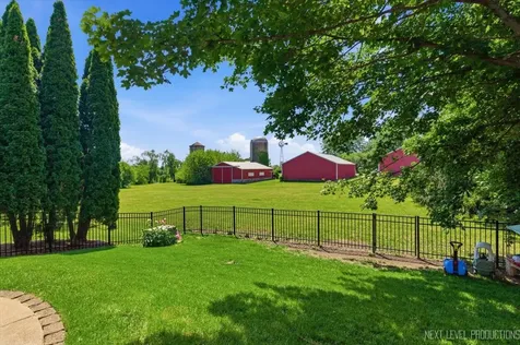 3114 Larrabee Drive Geneva IL 60134