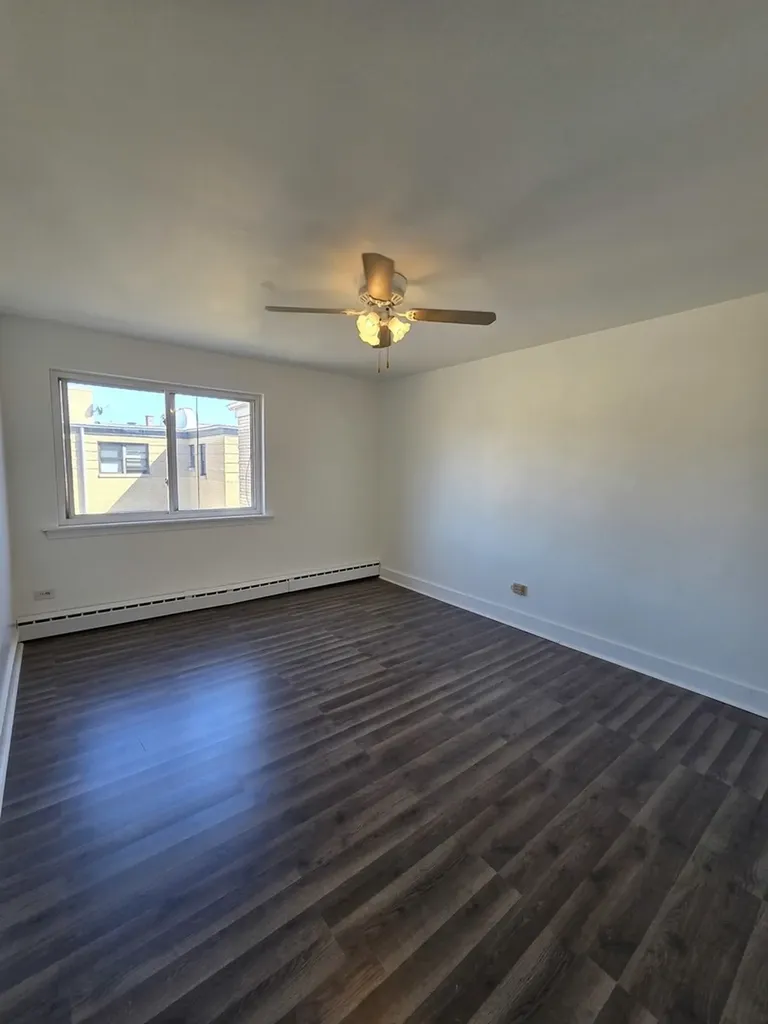 2044 East 72nd Place Chicago IL 60649