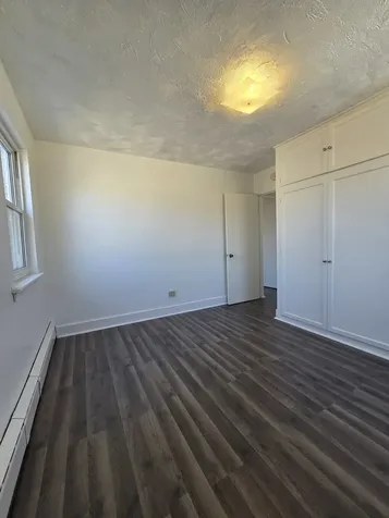 2044 East 72nd Place Chicago IL 60649